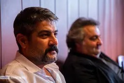 تصاویر مهران رجبی و عوامل سریال «در کنار پروانه‌ها» 