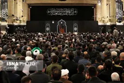 تصاویرعزاداری شهادت حضرت فاطمه‌زهرا در حسینیه امام خمینی(ره)