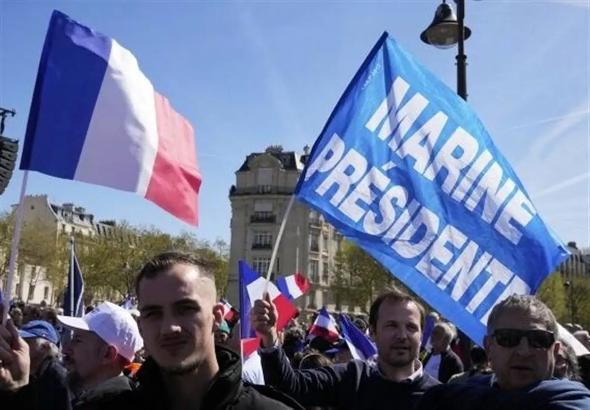 تجمع راست افراطی در فرانسه در حمایت از مار ین لوپن