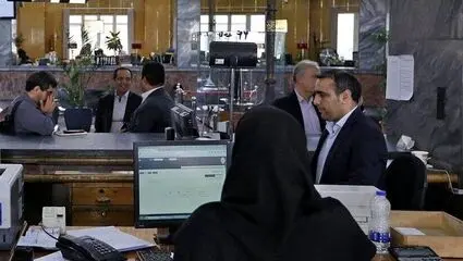  انصاری در بانک آینده چه می‌کرد؟