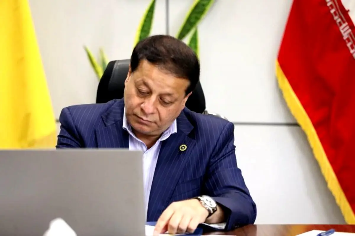 ساکت با ذکر دلیل استعفا داد