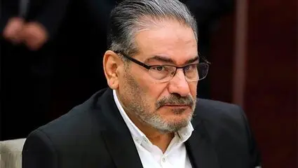 شمخانی : ایران مثل یک لقمه در گلویشان گیر کرده
