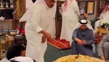 قحطی و مرگ در غزه ، سفره های رنگین در امارات