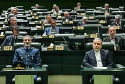 مذاکرات را متوقف کنید ، نامه نمایندگان به پزشکیان