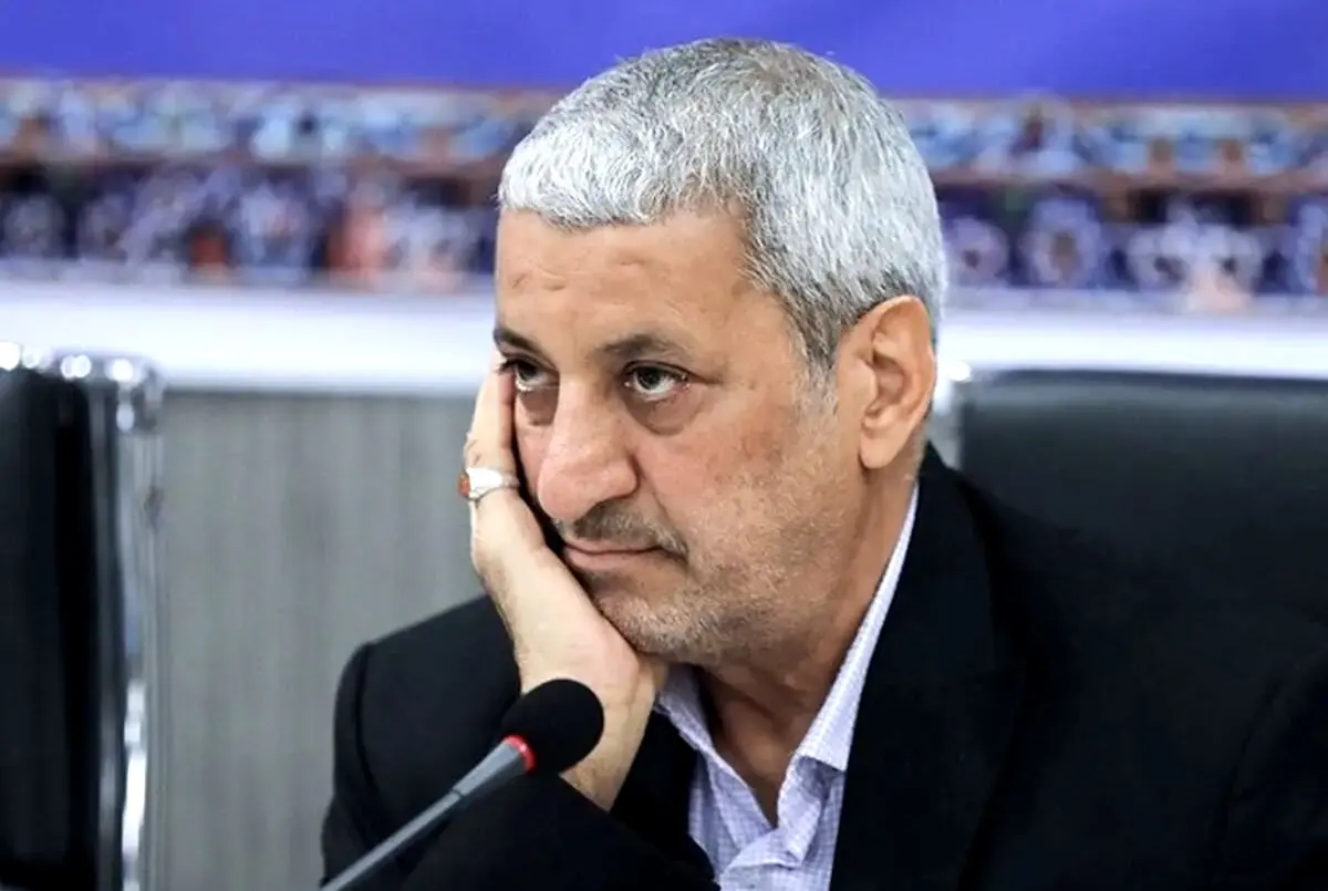 تندروها به رهبری اهانت می‌کنند/ بهتر است روزه سکوت بگیرند