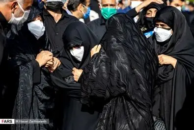 تشییع پیکر شهید مدافع سلامت مهدی صادقی