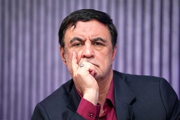 موضع رهبر انقلاب روشن است؛ وحدت/ به اقلیت تفرقه‌انداز نباید توجه کرد