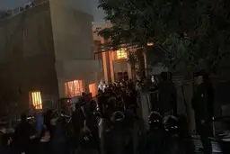 مقر حزب‌دموکرات کردستان در بغداد به آتش کشیده شد