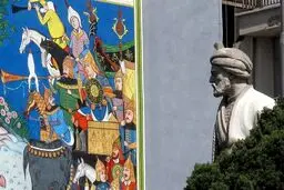 ۴۹ نقاشی دیواری برای ارائه در شهر تهران انتخاب شد

