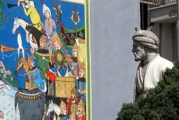 ۴۹ نقاشی دیواری برای ارائه در شهر تهران انتخاب شد

