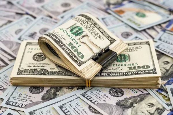 سقوط قیمت دلار در روز مذاکرات ایران و آمریکا