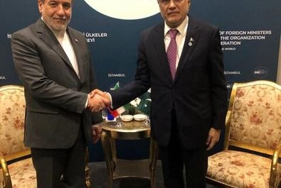 دیدار عراقچی با معاون نخست وزیر و وزیر خارجه پاکستان