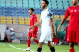 ستاره تمرین پرسپولیس 2.5 سال تیم نداشت!