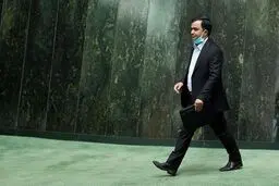 سخنگوی کمیسیون اقتصادی مجلس: افزایش قیمت تخم‌مرغ ربطی به حذف ارز ترجیحی ندارد