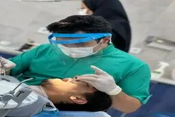 با کمک کلینیک دندانپزشکی دکتر قائمی ازته‌دل بخندید
