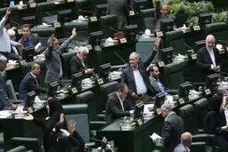 بیانیه نمایندگان: شورای نگهبان راسا قانون انتخابات را اصلاح کرد

