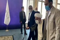 آیت‌الله جنتی در راهپیمایی ۲۲ بهمن + عکس