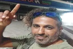 لحظه هلاکت یک صهیونیست توسط یک کوسه در دریا