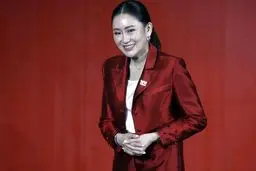 چالش عموجان! یک تماس تلفنی، دولت تایلند را ساقط کرد + ویدئو