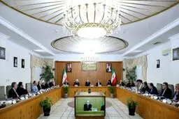 پزشکیان: با مردم بودن هرگز به معنای پوپولیست‌بودن نیست
