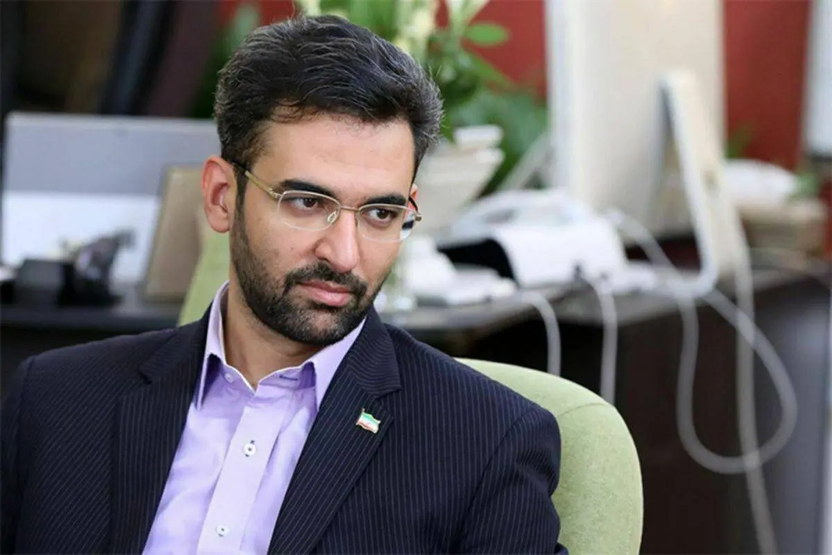 آذری جهرمی: پیام‌رسان‌های داخلی برای اطلاعات مهم، امن نیستند + ویدئو