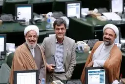گوشه ای از توهین و بی ادبی نماینده های پایداری مجلس