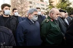 عکس جدیدی از سردار قاآنی با پوشش متفاوت در میان مردم