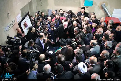 صادق طباطبایی