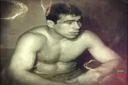  رونمایی از عکس‌های شخصی آلبوم جهان‌پهلوان تختی
