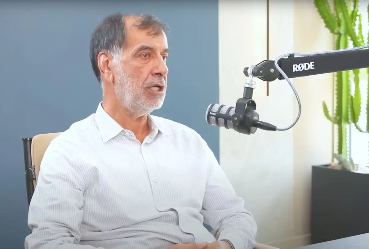 باهنر: ۹۰ درصد مردم می خواهند زندگی کنند فقط گرفتاری هایشان حل شود