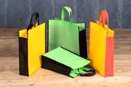 ساک پارچه ای جایگزین مناسب برای نایلون
