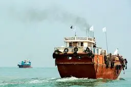 حمله آمریکا به ۲ قایق کوچک حمل بار مردم در تنگه هرمز