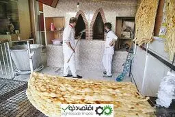 نان هایی که آب می روند / کم فروشی در صدر تخلف برخی نانوایی ها