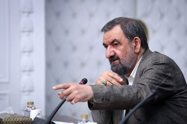 محسن رضایی خطاب به اعراب: اگر بیدار نشوید، نوبت شما هم می‌رسد! +عکس