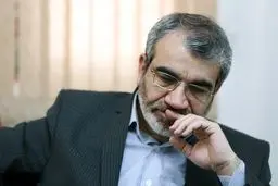 کدخدایی به چه کسی طعنه می زند؟