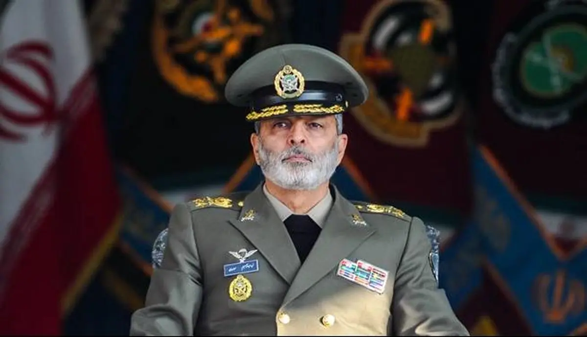 فرمانده ارتش: همه جامعه پای کار بیایند، پیچ تاریخی دو ساله طی شود