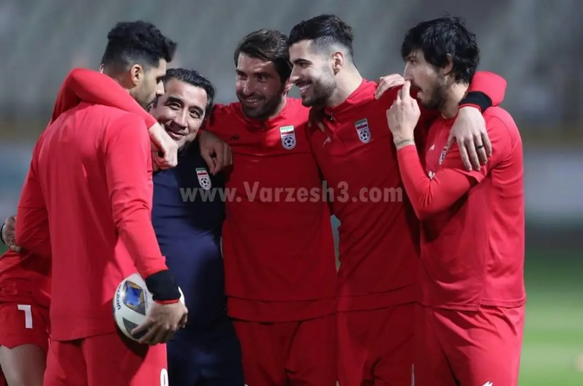 نظرسنجی: ترکیب تیم ملی را انتخاب کنید