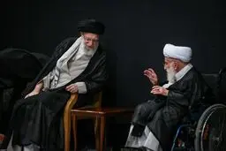 تصاویر آیت الله جنتی با ویلچر در کنار رهبر انقلاب