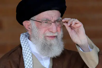 رهبر انقلاب دانشگاه‌ افسری