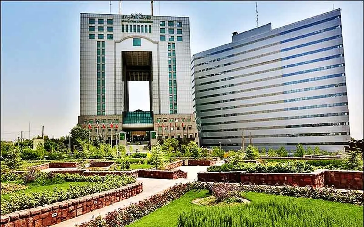 نوروز لاکچری خانم وزیر؛ سفر خانوادگی با پول وزارت راه؟