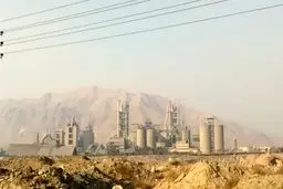مدیرعامل کارخانه سیمان تهران: سرطان مردم ربطی به ما ندارد