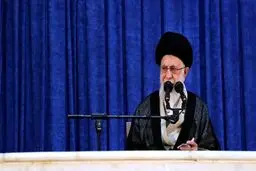 آیت‌الله خامنه‌ای: امام خمینی(ره) روح جمهوری اسلامی است