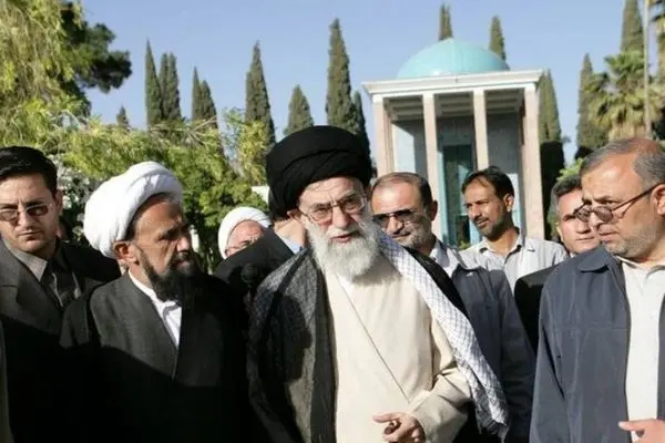 روایت مسجدجامعی از علاقه رهبر شهید انقلاب به سعدی و حافظ
