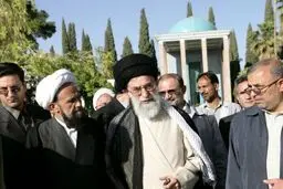 روایت مسجدجامعی از علاقه رهبر شهید انقلاب به سعدی و حافظ