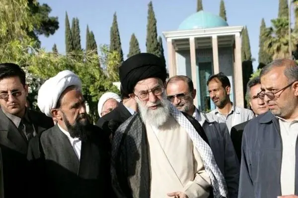 روایت مسجدجامعی از علاقه رهبر شهید انقلاب به سعدی و حافظ