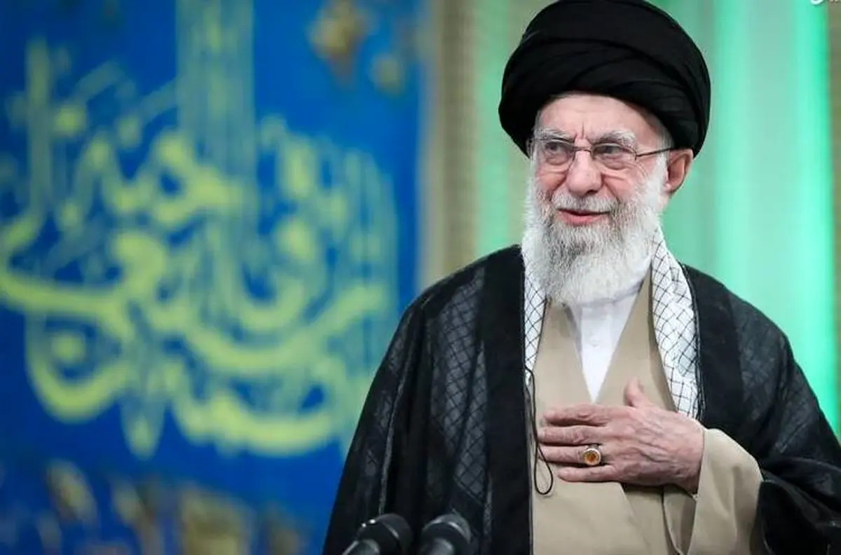  رهبر انقلاب : آمریکا از این منطقه باید برود و خواهد رفت