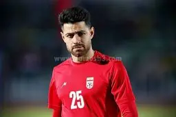 پور  علی گنجی لباس پرسپولیس را نگه داشت