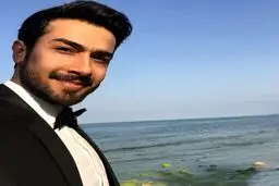 شباهت دیدنی حسین مهری و پسر بامزه اش