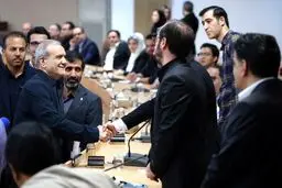 عراقچی : آمریکا باید جبران کند