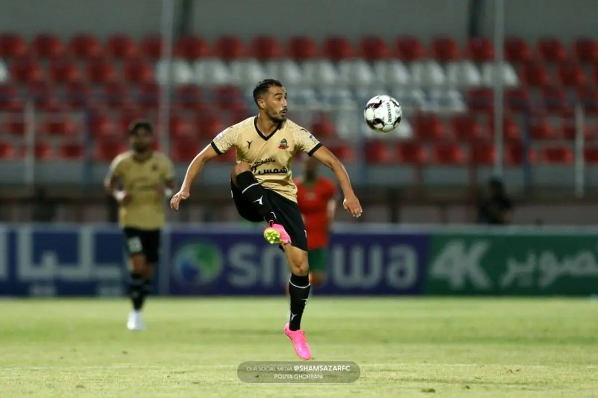 گزارش زنده:  شمس آذر 0-2 ذوب‌آهن